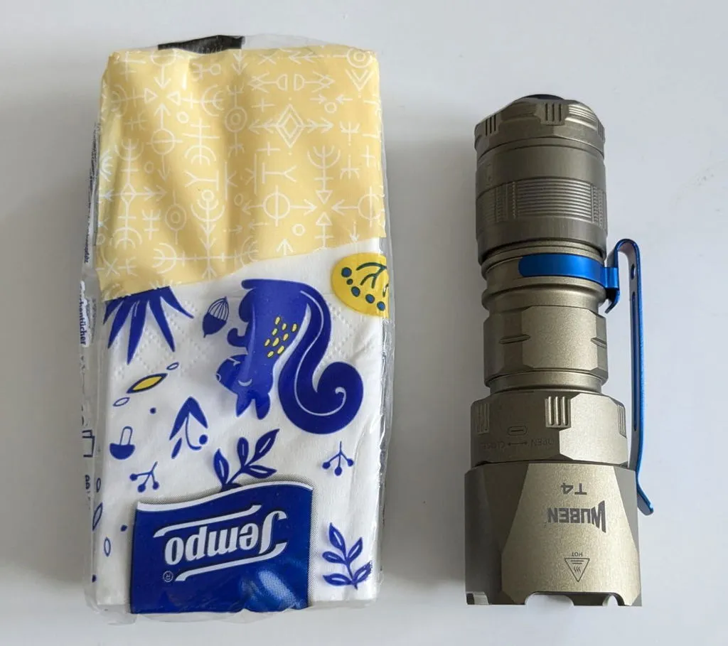 Wuben T4 zaklamp 850 lumen 401 meter tactisch