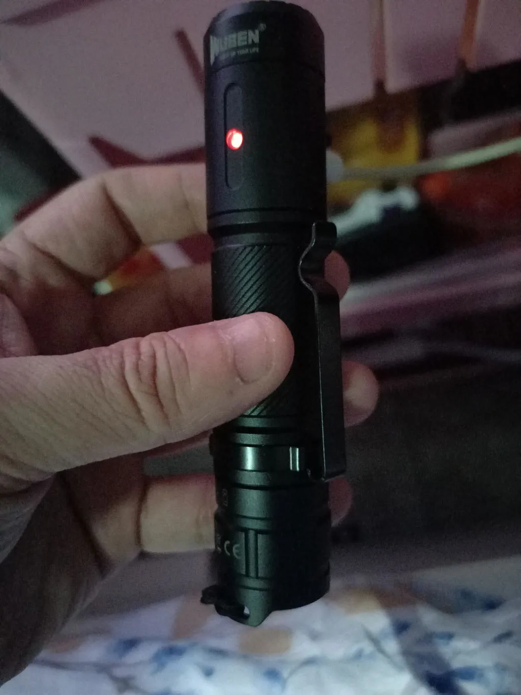Wuben C3 zaklamp 1200 lumen zwart 179 meter
