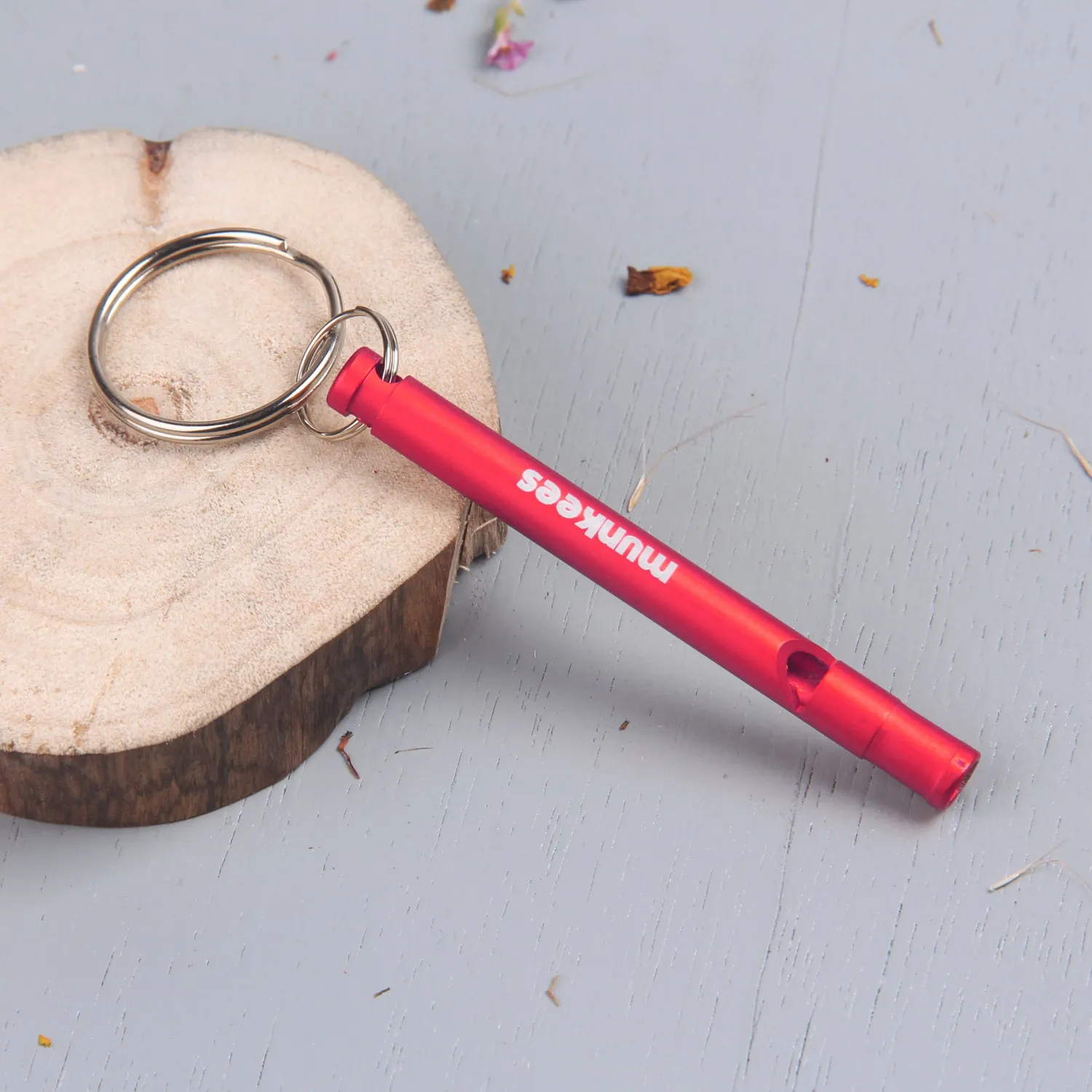 Munkees Fluitje Sleutelhanger 2-pack Groen Rood Aluminium