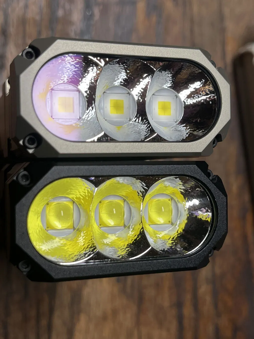 Wuben Lightok X1 zaklamp 12000 lumen 303 meter