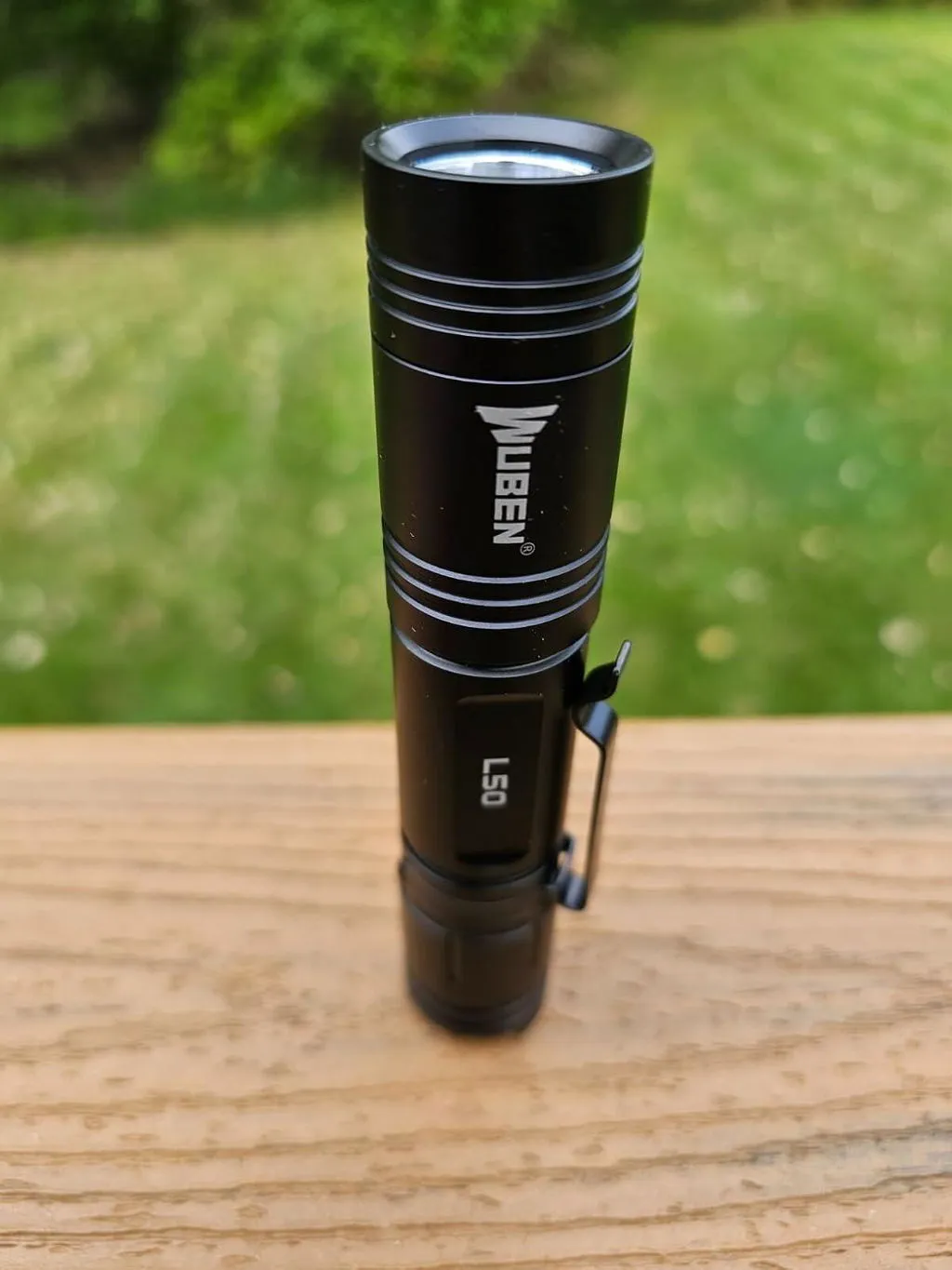 Wuben L50 zaklamp 1200 lumen zwart 143 uur