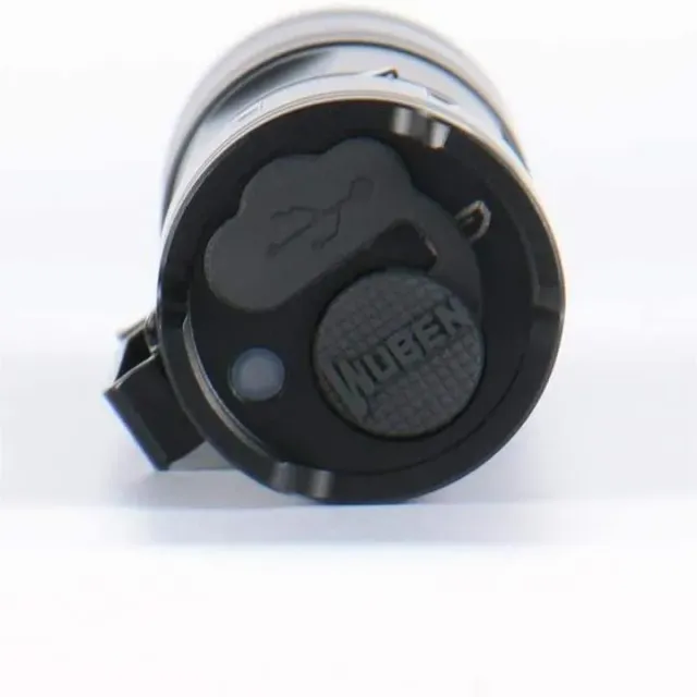 Wuben L50 achterkap zaklamp reserve type-c