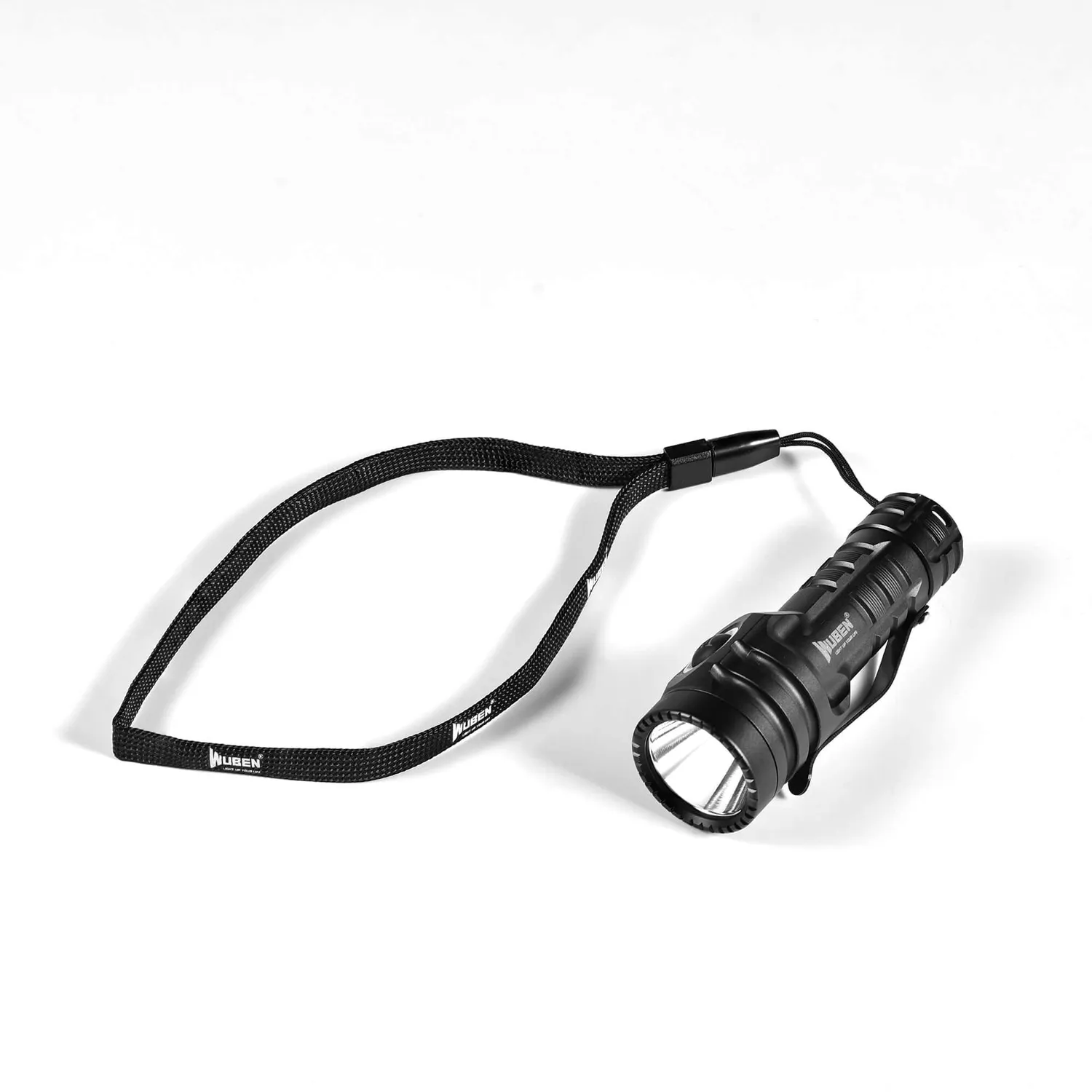 Wuben E6 Mini Zaklamp 900 Lumen IP68
