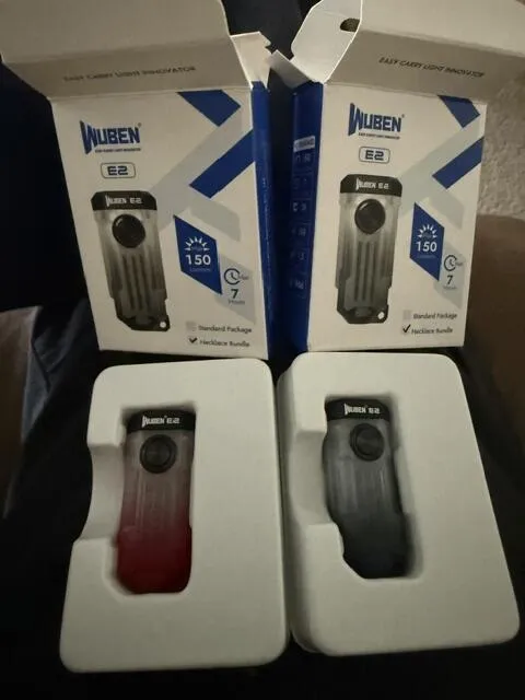 Wuben E2 Pulse mini zaklamp Gradient Red 150 lumen