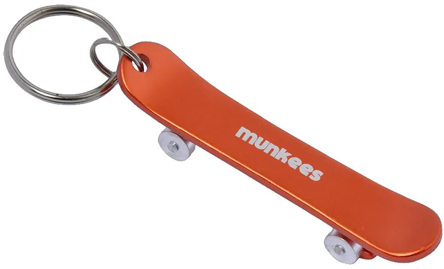 munkees Skateboard Sleutelhanger met flessenopener zwart