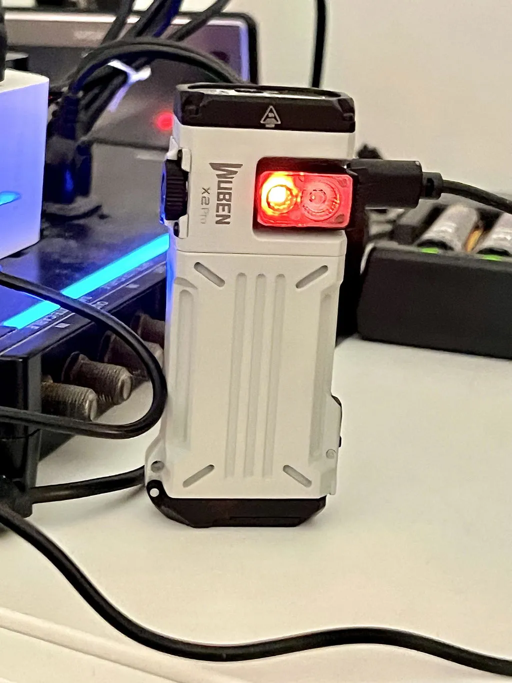 Wuben Lightok X1 zaklamp 12000 lumen 303 meter