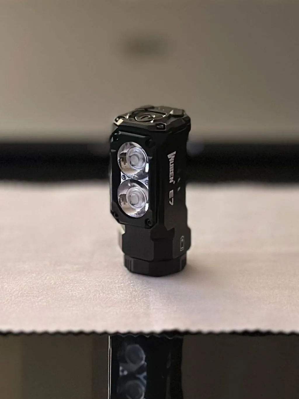 Wuben E7 hoofdlamp 1800 lumen zwart 6500K 80 gram