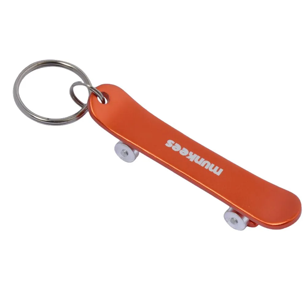 munkees Skateboard Sleutelhanger met flessenopener zwart