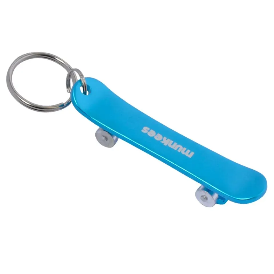 munkees Skateboard Sleutelhanger met flessenopener zwart
