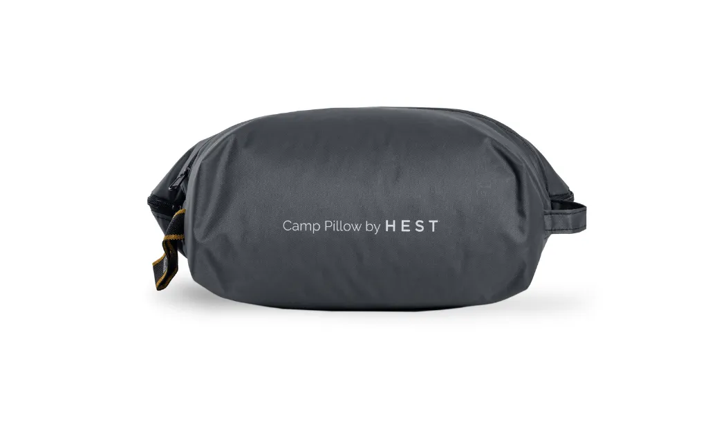 Hest Rivian Camp Pillow reiskussen M memory foam