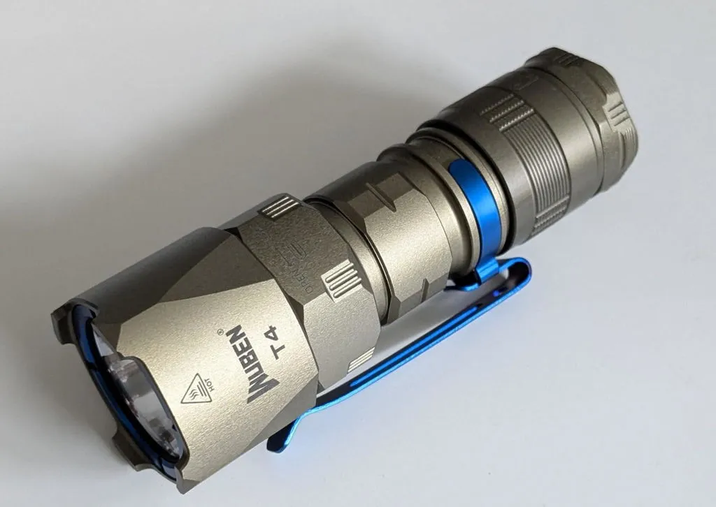 Wuben T4 zaklamp 850 lumen 401 meter tactisch