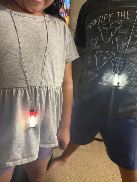 Wuben E2 Pulse mini zaklamp Gradient Red 150 lumen
