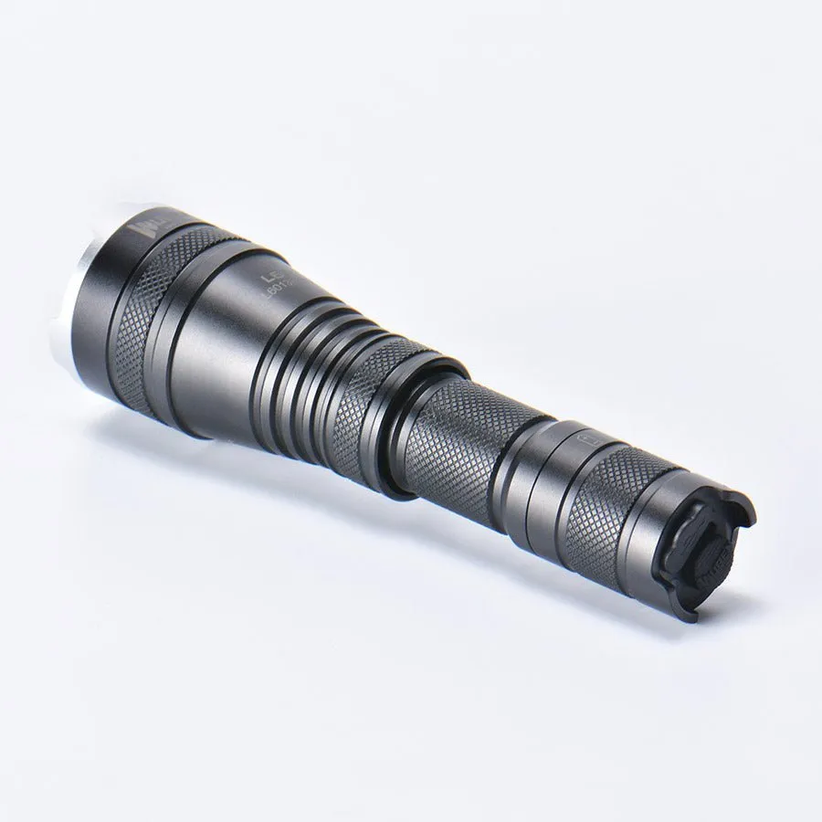 Wuben L60 Zoom Zaklamp 1200 Lumen 320m